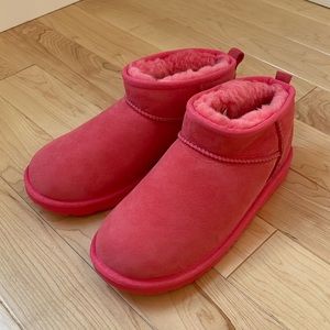 UGG Ultra Mini Carnation Pink Glow Waterproof Booties Size 7.5/8